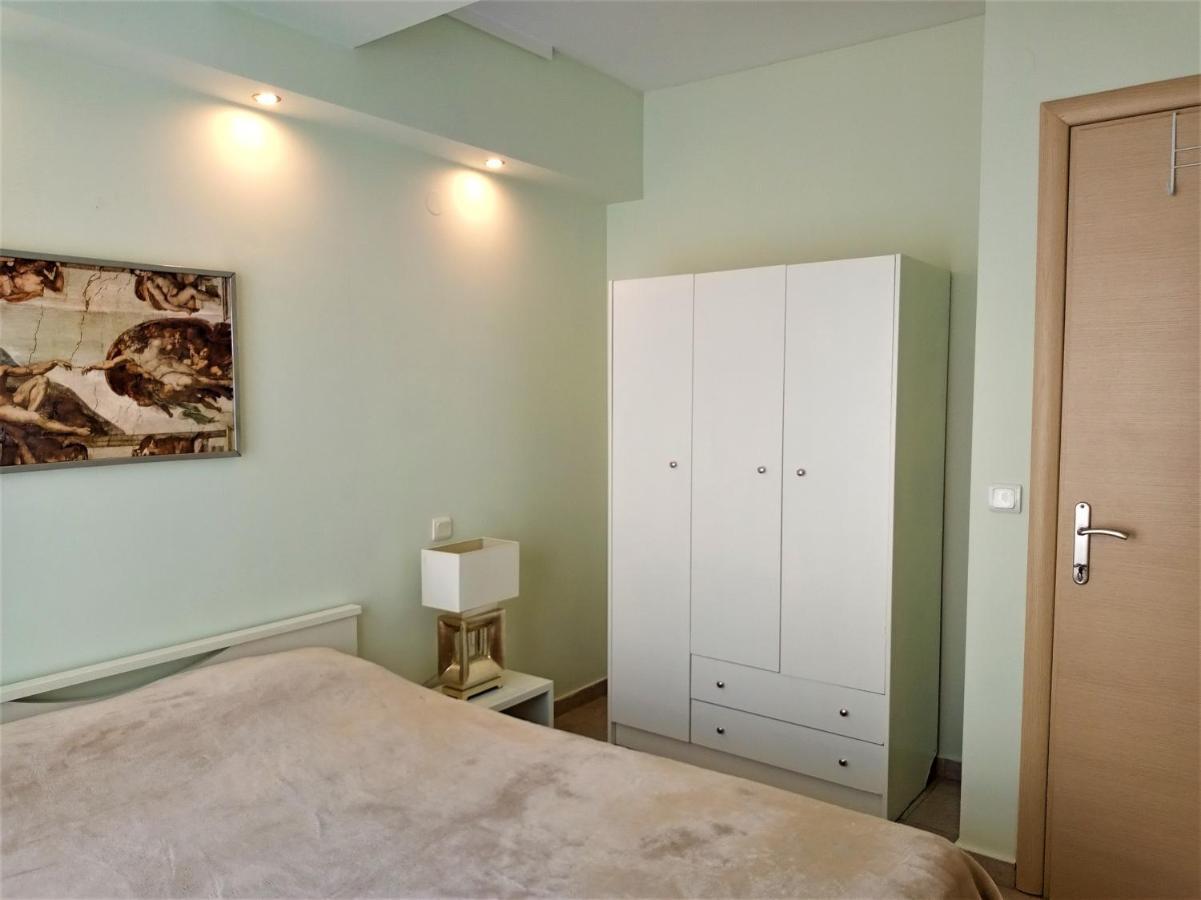 Tzikas Apartments テッサロニキ エクステリア 写真