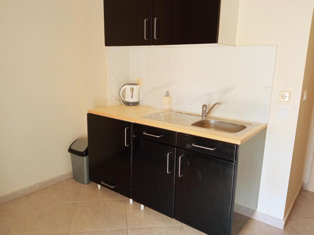 Tzikas Apartments テッサロニキ エクステリア 写真
