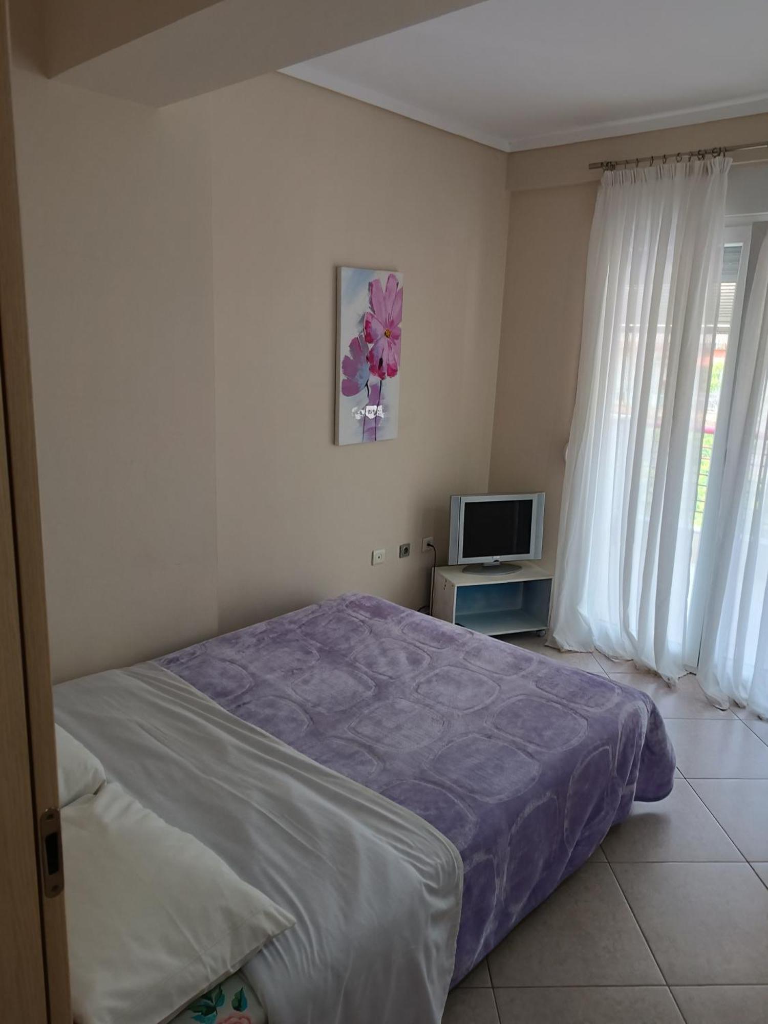 Tzikas Apartments テッサロニキ エクステリア 写真