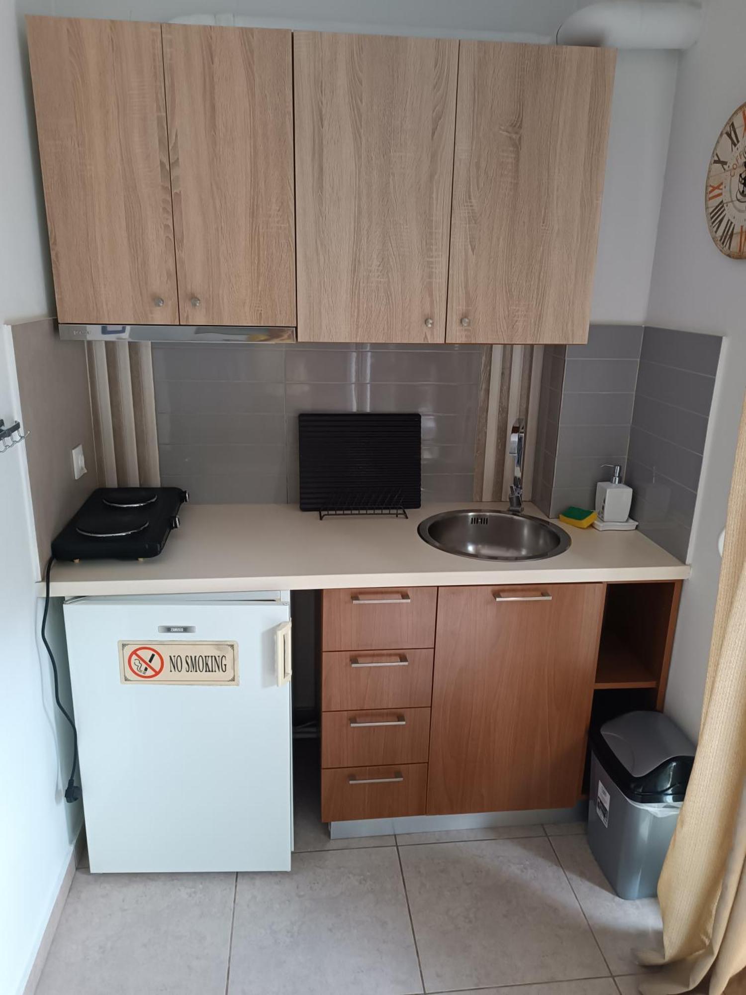 Tzikas Apartments テッサロニキ エクステリア 写真